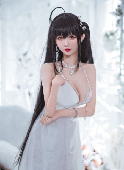 香港三级寡妇村_4K影视在线观看