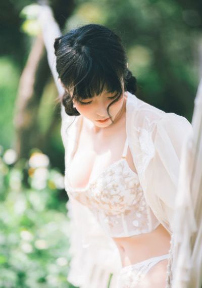 美丽的姑娘完整版视频在线观看_全集无删减版高清免费观看